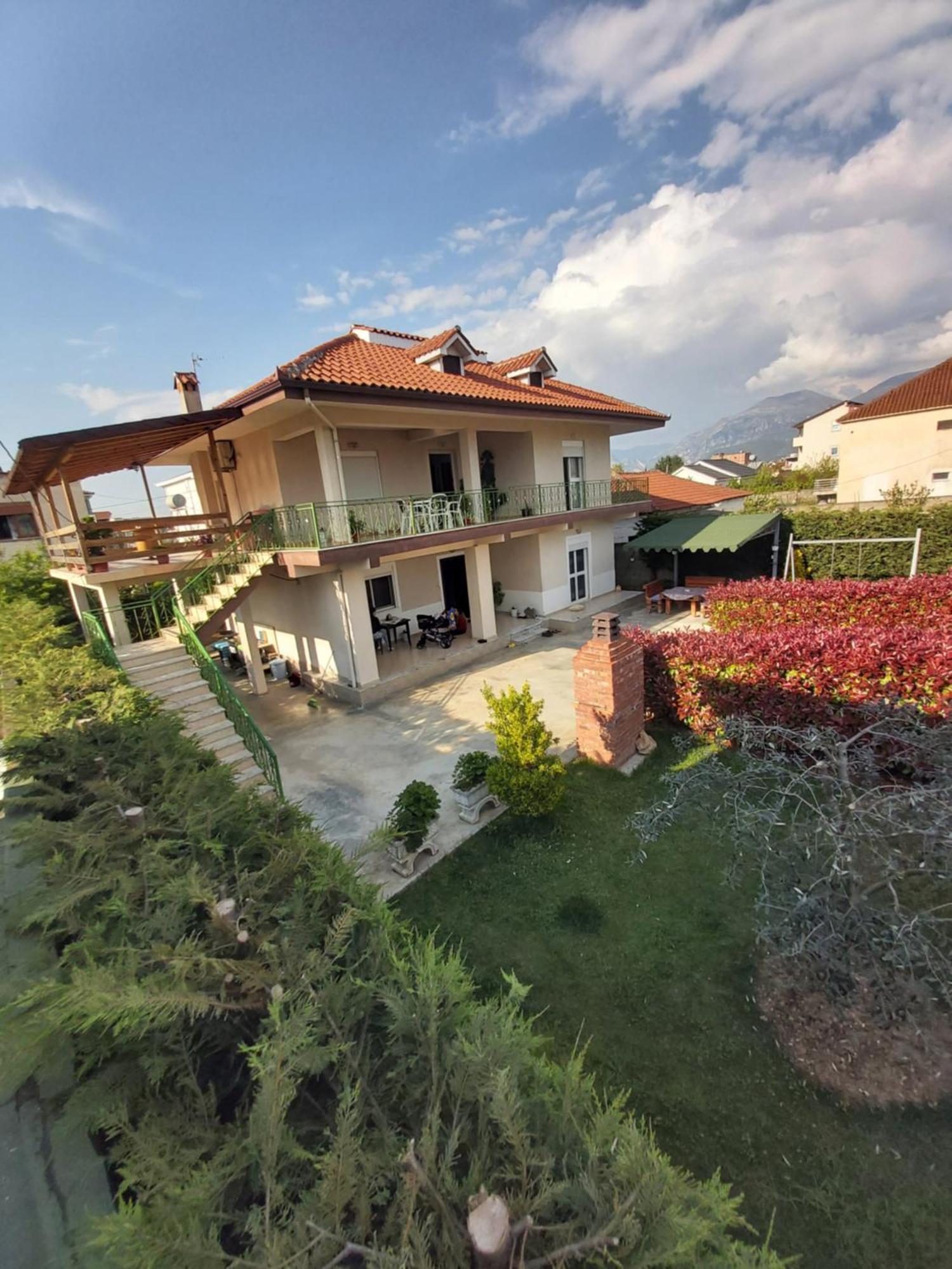 Villa Cerpja Kamez Exterior photo